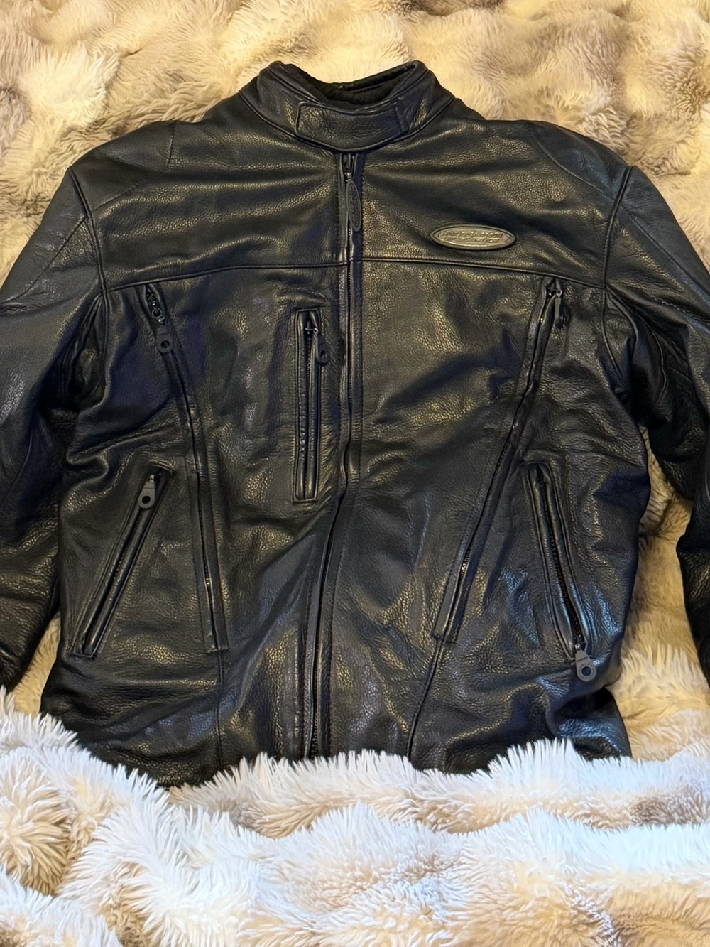 HD Men's Willie G Black Leather Water & Crash Resistant Zip Front Jacket.